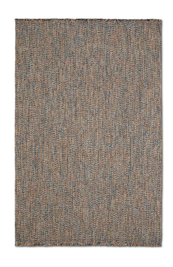 Das instabile Farbsystem erzeugt eine schwingende Textur. Die Outdoor-Matte »Alabama Outdoor« von MissoniHome ist handgewebt und absolut für den Außenbereich einsetzbar.