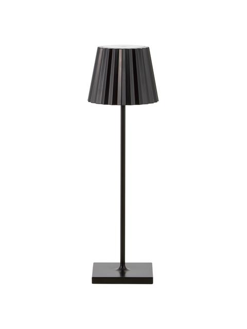 Die mobile dimmbare Außentischlampe »Trellia« ist staub- und spritzwassergeschützt und damit auch als Outdoor-Licht geeignet. Der Akku der Lampe lässt sich per Ladestation ganz leicht wieder aufladen. westwingnow.de